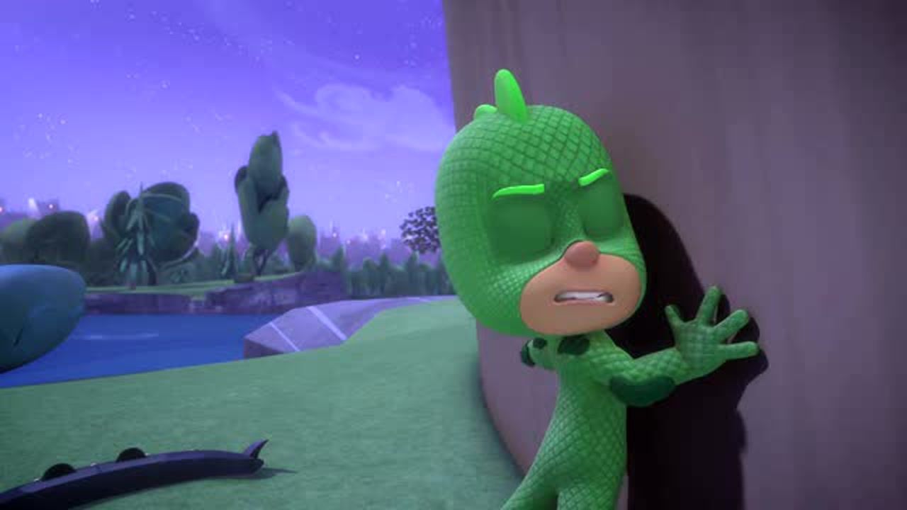 睡衣小英雄飞壁侠认识到了错误他救回了总部