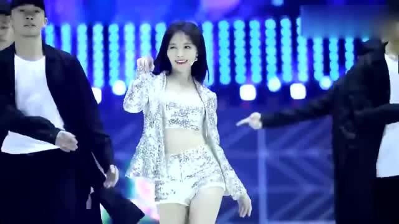 四千年一遇的鞠婧祎热舞合集:完美身材演绎火辣舞姿,这谁顶得住_高清1080P在线观看平台_腾讯视频