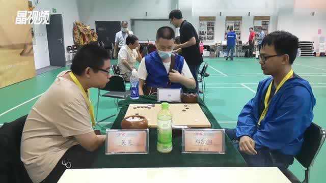 围棋擂台赛黑马频出, 业余5段预赛第五的吴昊决赛夺冠!