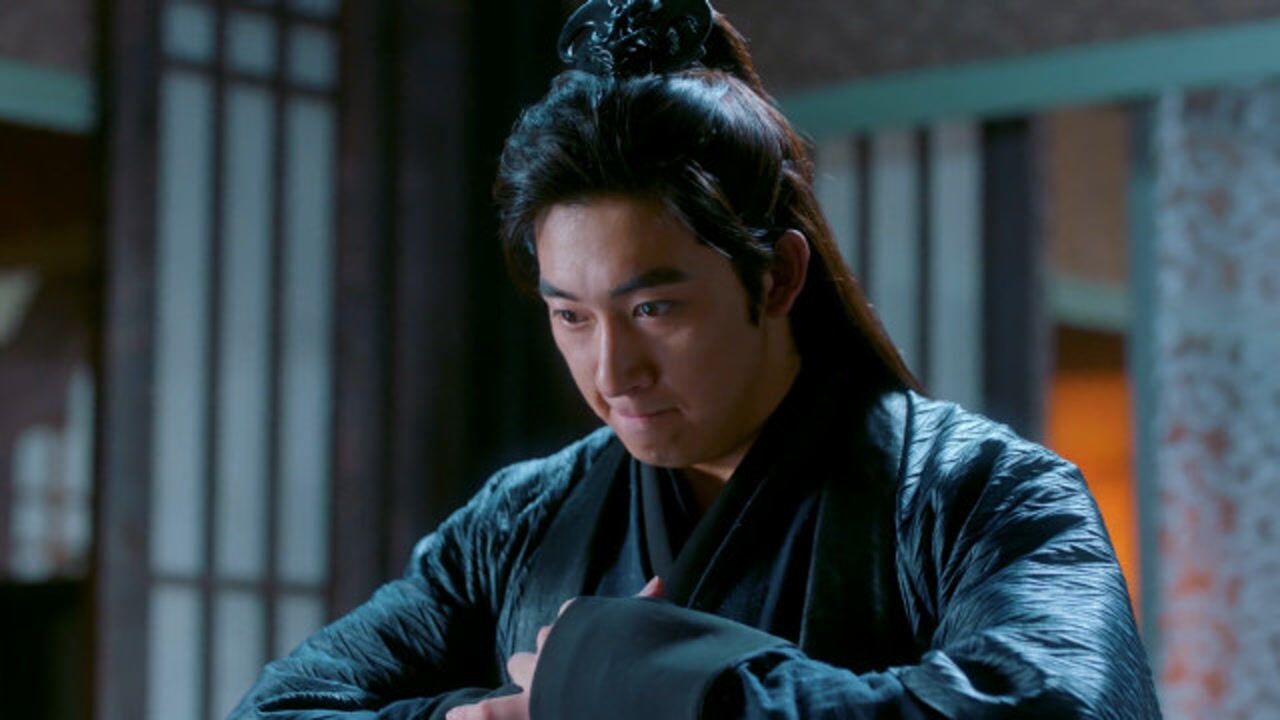 狼殿下莫霄告诉渤王这个事情能够安然过去都因为文衍扛下了一切