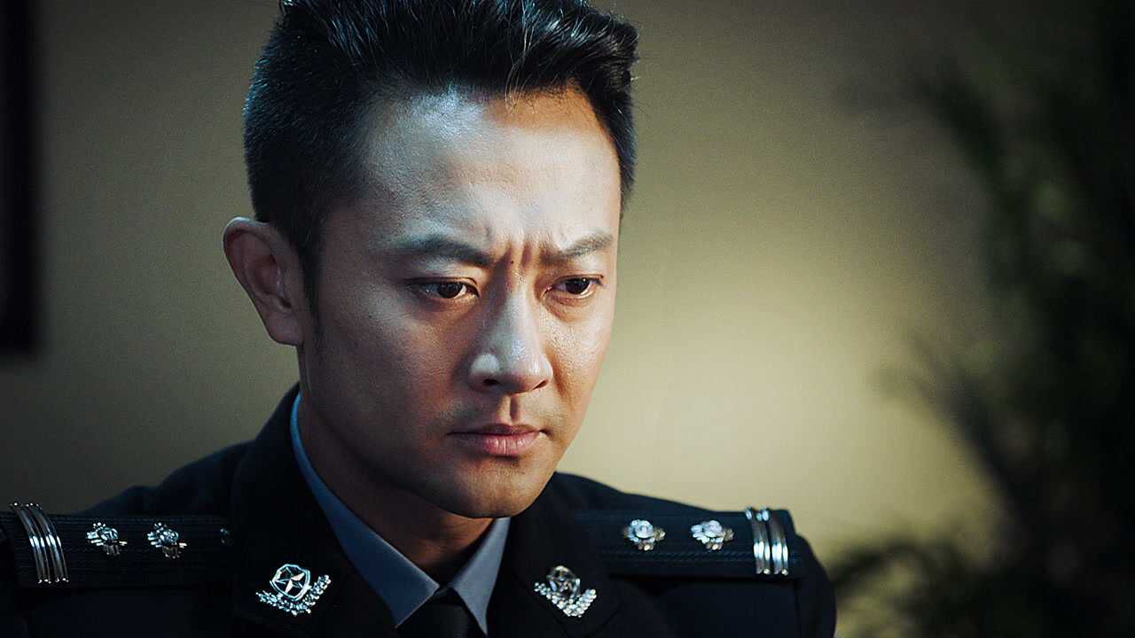 《绝对忠诚之国家利益》强大并不是欺负人,而是平等和尊重