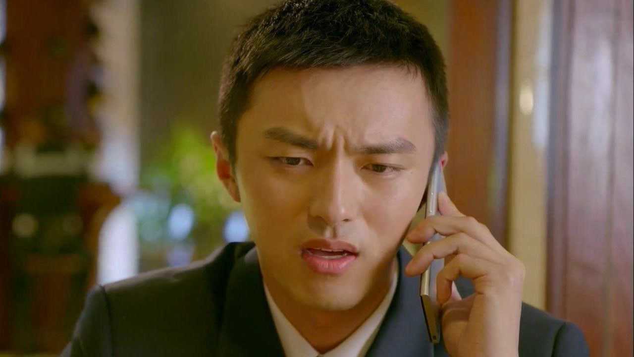 深海利剑女子想见姜耀姜耀只能在大门口走步俩人隔门相望