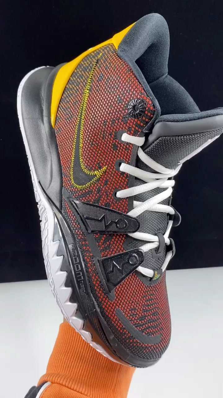 实战球鞋推荐欧文7代外星人黑黄视频实拍