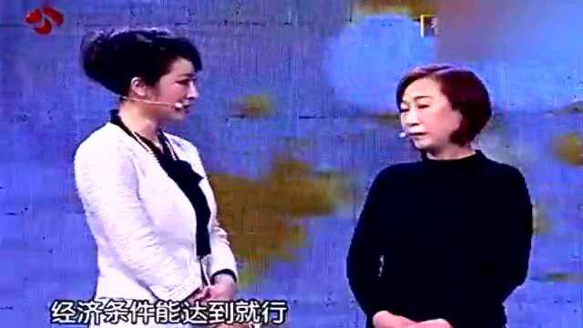 女孩长得楚楚动人,母亲为她操碎心到处征婚,结果却是无人敢要