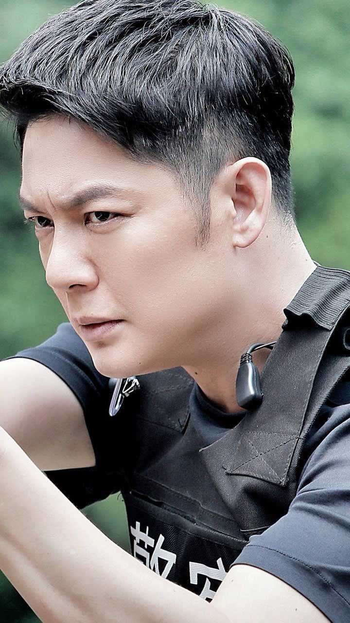 黑白禁区:邰局对杨妈拍桌子和熊国良拍桌子的态度显而易见