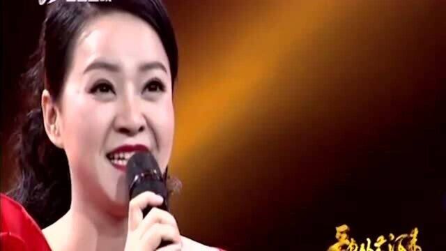 蒋文娟演唱一曲《洪湖水浪打浪》,简直太美了!