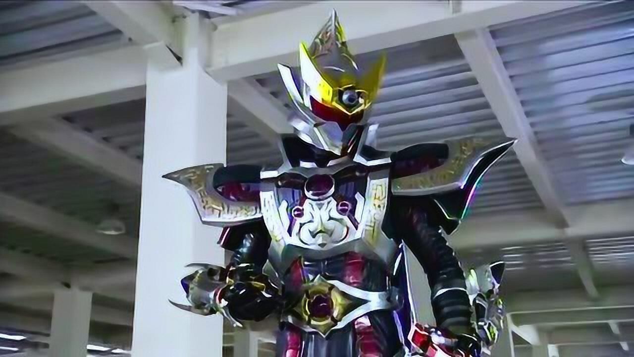 修罗不愧是王牌铠甲,一招打败铠甲三兄弟,不服都不行