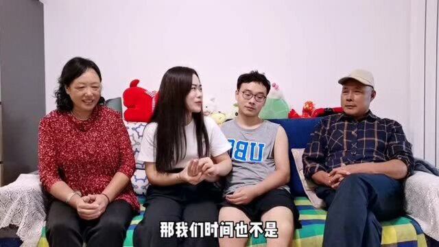 小夫妻在北京888元拍一套婚纱照,网友都说好便宜,背后的故事令人无奈