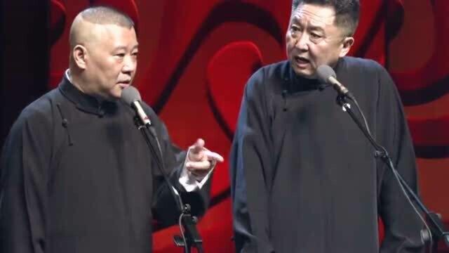 相声:谦哥上街买黄盘,搞得像地下党接头,到头来还是上当受骗