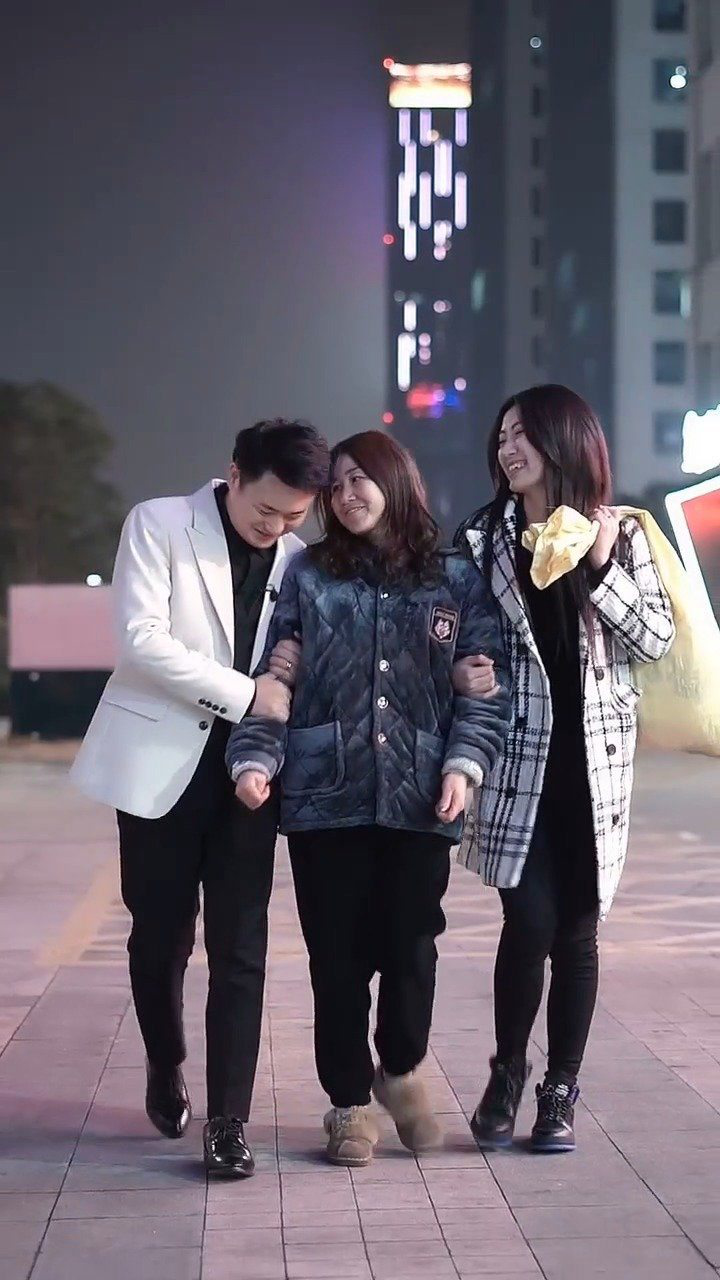 我是要和你结婚的 事实证明我没有看错人#这感觉 很年味 @我叫龙小七