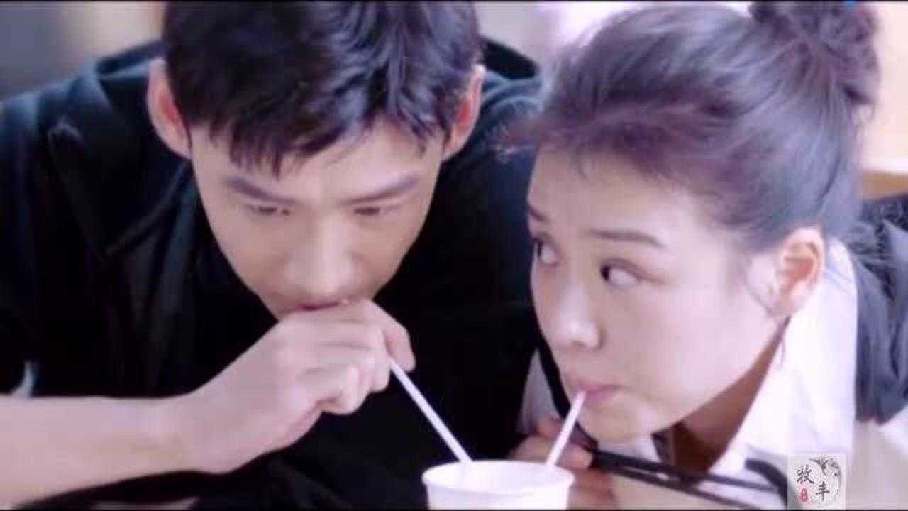 米佧邢克垒车内激吻致我们失去的青春和心里的爱情