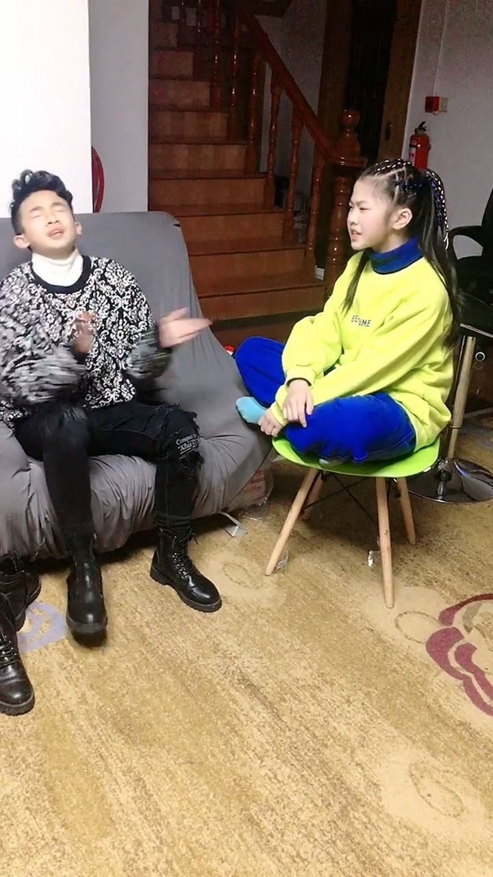 哈哈哈草率了雨儿爱唱歌鼓手小天一_腾讯视频