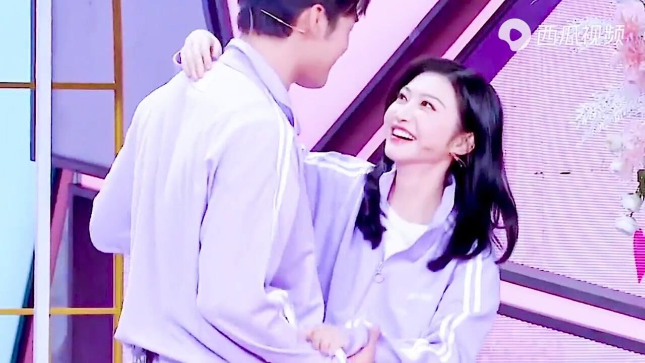 景甜&张彬彬#这俩腻歪的啊  #快乐大本营