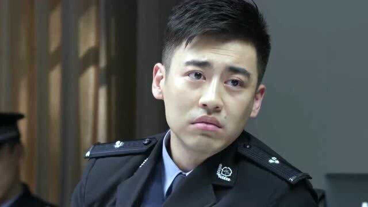 警察锅哥锅哥推测迷药涂在嫌疑人胸部队友却不正经都憋着笑