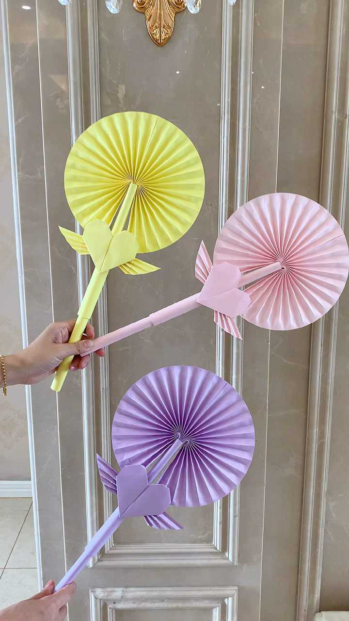 爱心仙女棒扇子你们要的爱心折法太喜欢这个扇子了