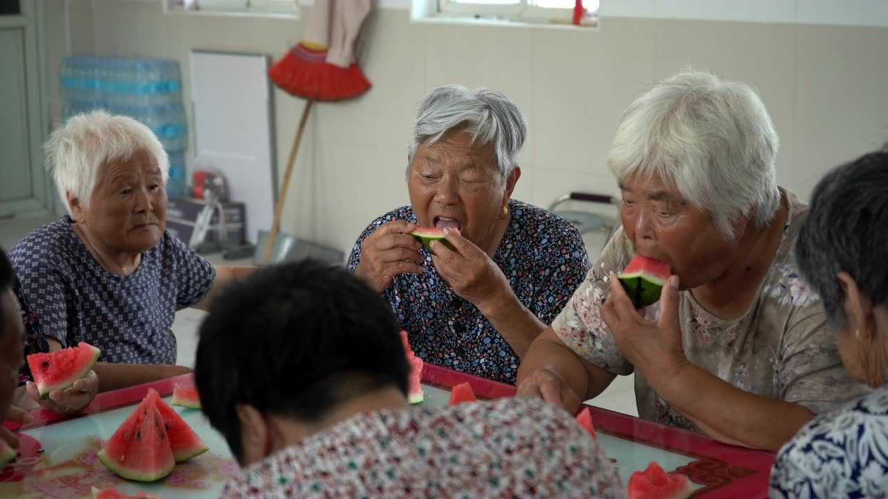 抖音小小小马达_樊城区日间照料中心_北京养老照料中心设置