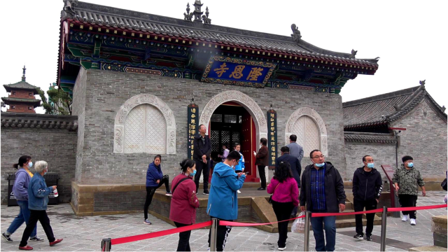 太原古县城,走进佛教寺院隆恩寺
