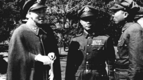1930年，韩练成救蒋介石于危难，被特许加入黄埔军校