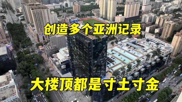 实拍西北最大商场,年销85亿顶楼有2000个车位,室内瀑布30层楼高