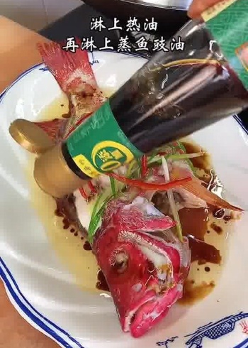 海鱼除了煎着好吃清蒸了给孩子吃简单营养鲜香嫩滑清蒸鱼红鸡鱼