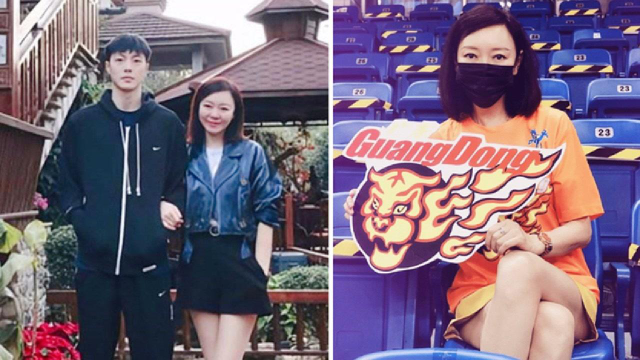 胡明轩妈妈因颜值高走红,肤白貌美身材不输模特,被错认成胡明轩女友