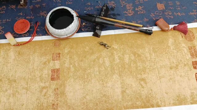 书法家受邀为人题字,500一个,来看写得怎样