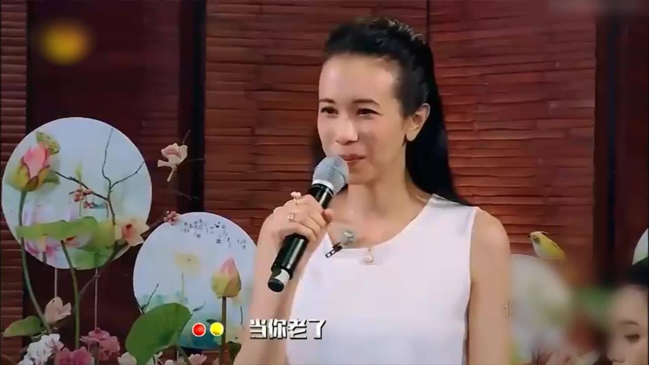 莫文蔚费玉清合唱《当你老了》完美融合,听哭谢娜