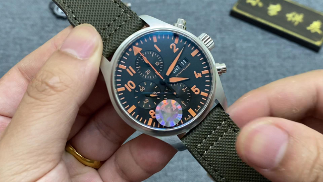 az 飞行员计时腕表 新配色橙色风暴 做的怎么样