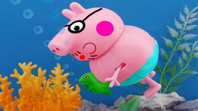 小猪佩奇,猪小妹定格动画,猪爸爸下海打捞乔治的玩具恐龙!