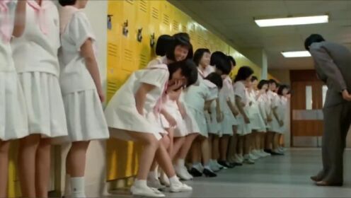 开心鬼：女老师检查学生短裙，以她为榜样，不料自己裙子突然变短