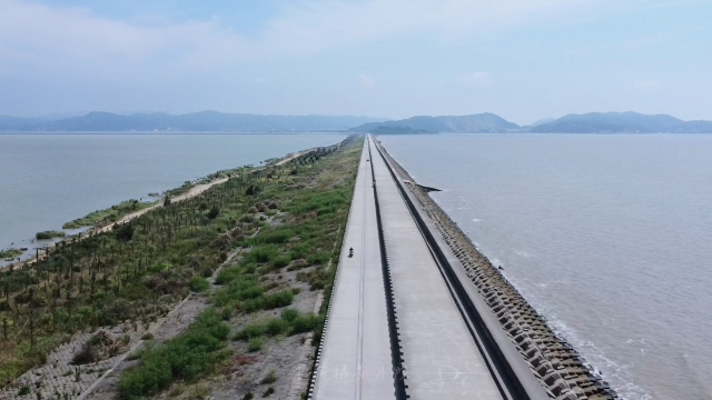 玉环漩门湾三期大坝跟车航拍