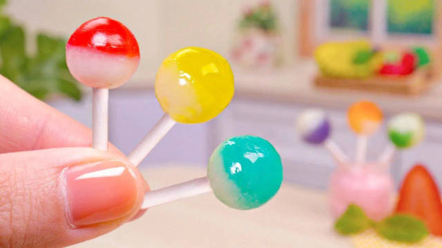 迷你美食:美味的棒棒糖,你会喜欢吃吗