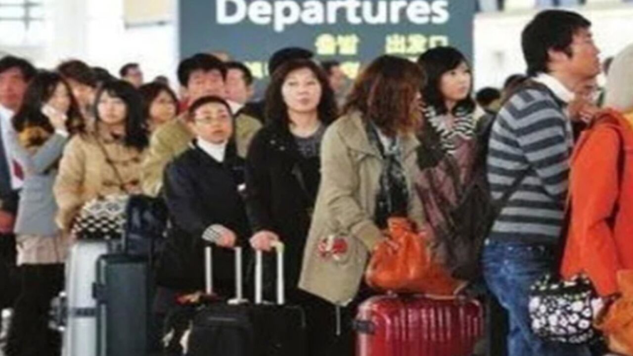 大批华人被遣返回国,国籍却被注销,质问:为何取消我的国籍_腾讯视频