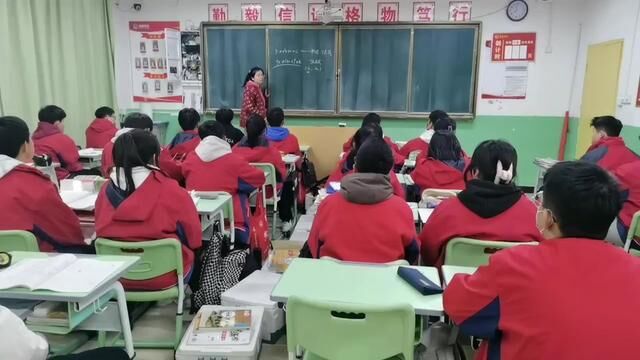 精勤学校晚辅导进行时!在精勤,只玩你想学,我们一直教,我们玩命教#中考 #初三回流生 #晚自习 #西安补习学校排名 #中考冲刺