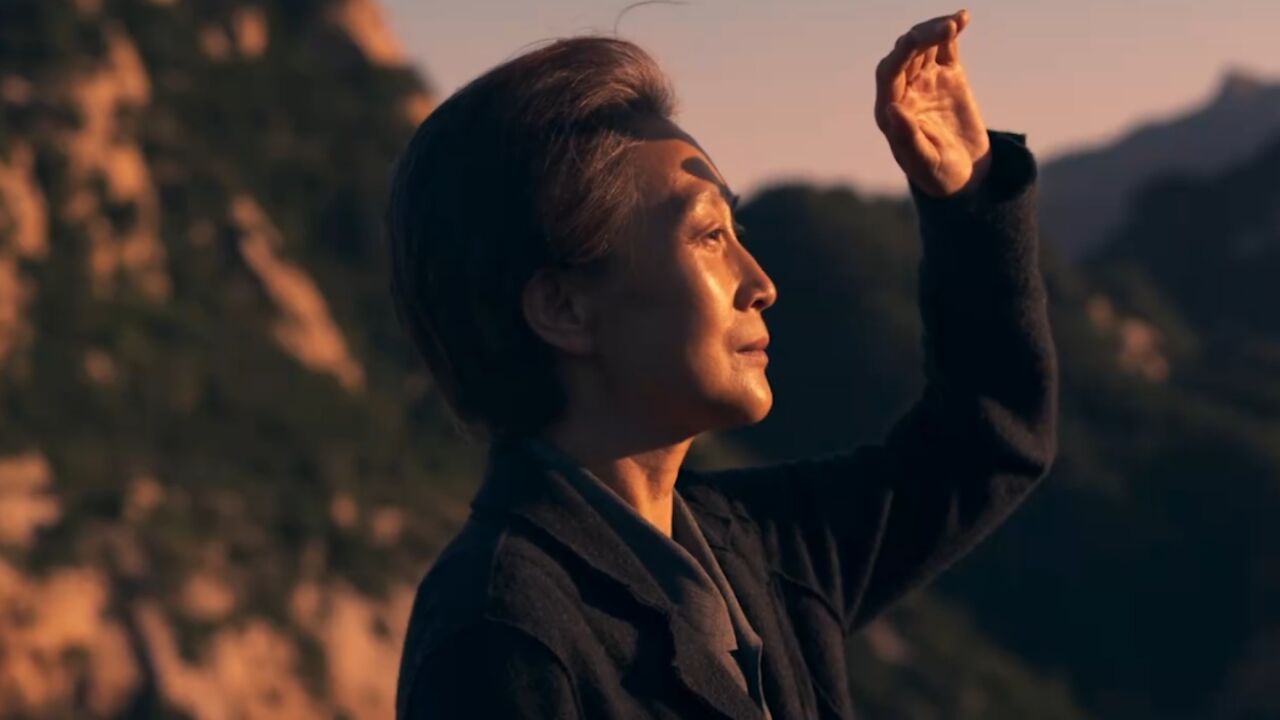 三体:看清三体真相,启示罗辑为人类留下希望,叶文洁死在雷达峰上