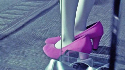 一双粉色高跟鞋，只要穿上，就舍不得脱，童年阴影系列