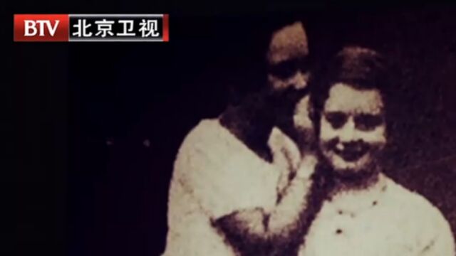 1939年贝蒂父亲历经千辛万苦,终于得到上海的船票,一家终于获救