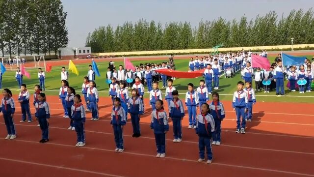 小学运动会创意口号,惊呆众人!网友:这群孩子算是活明白了