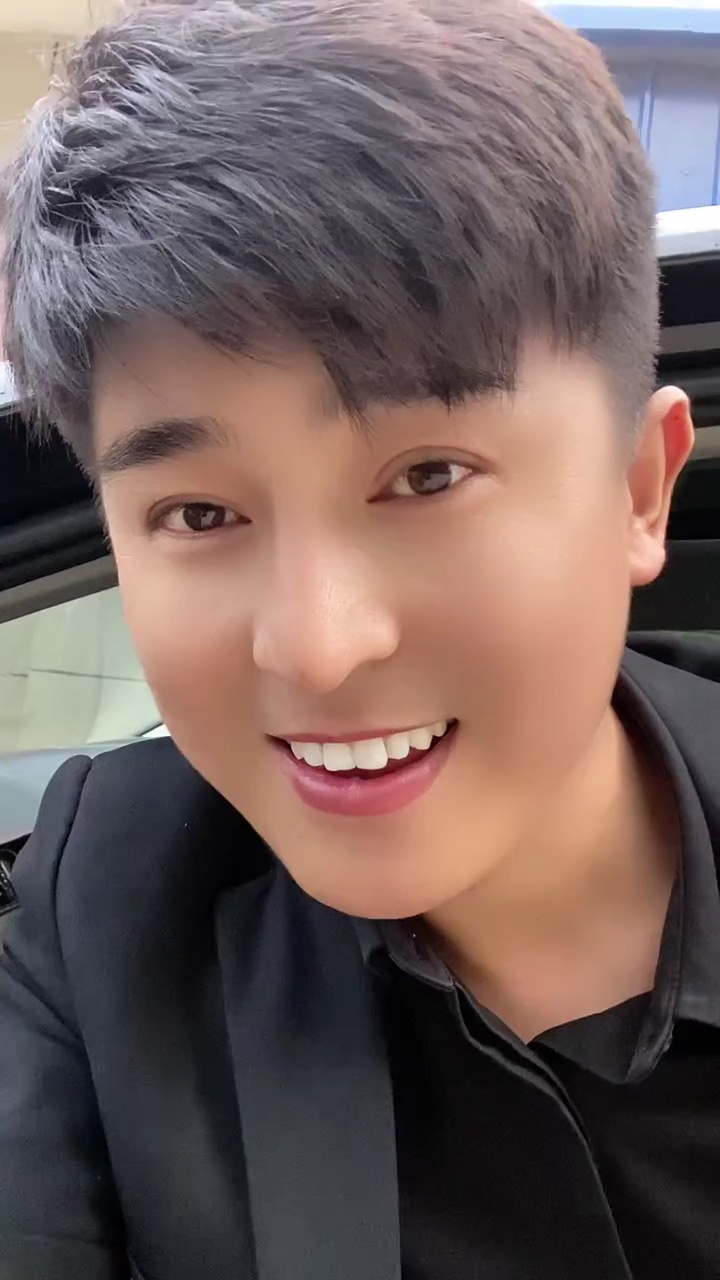 就算我们不认识照样可以喜欢你 #80后大叔