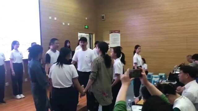 161中学回龙观学校《青年圆舞曲》师生协舞