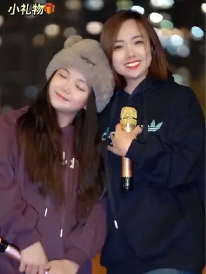 妈妈母女温馨版《希望你被这个世界爱着》像极了母女俩的心里话#李悟