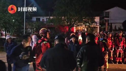 现场直击！成都彭州九峰山失联驴友已被救出8人