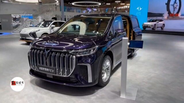 2023款岚图梦想家,高端豪华旗舰MPV智能座舱 纯电续航605km