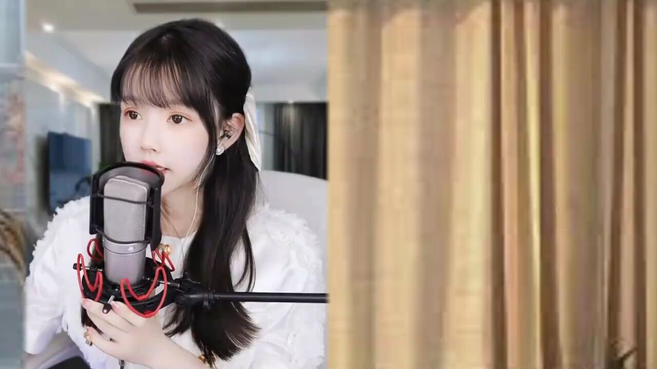 你们一直期待饭思思的 归去来兮 单曲来了