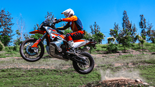 小个子也能玩转ktm 890 adv r|照摩镜