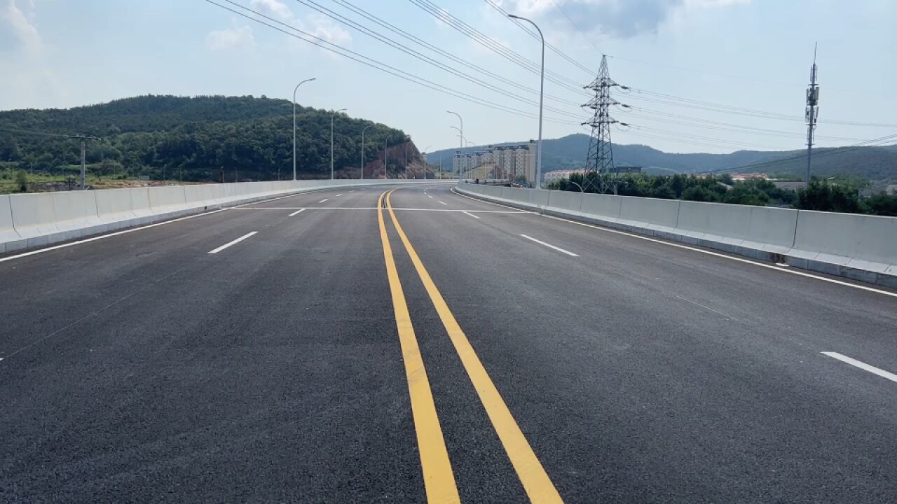 大连至旅顺中部通道全线通车02