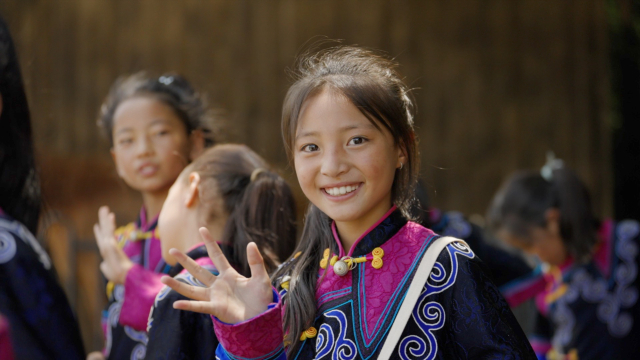 当一群彝族小女孩决定组建乡村合唱团