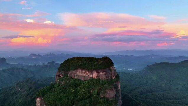 Video|The enchanting beauty of Danxia Mountain in Shaoguan, Guangdong