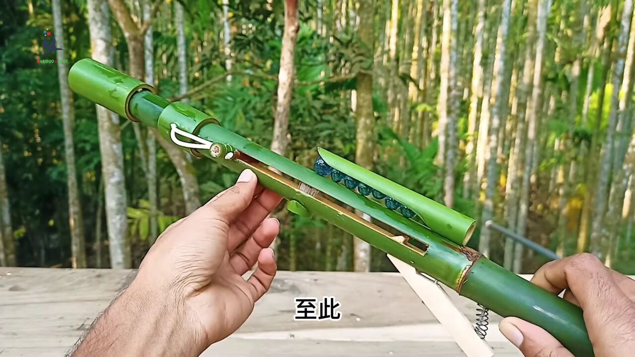 牛人用竹子制作打爆可乐的,玩具弹弓_高清1080P在线观看平台_腾讯视频