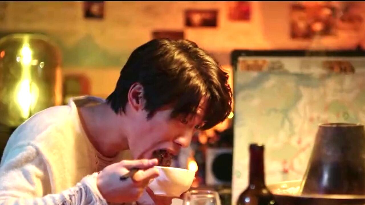 《我叫白小飞》酷燃来袭:屌丝觉醒火力开挂